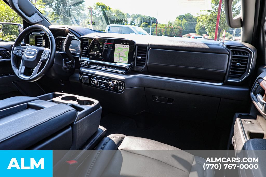 Used 2026 GMC Sierra 1500 SLT AWD/4WD image 28