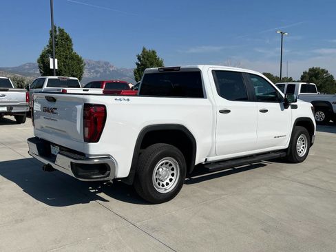 Used 2024 GMC Sierra 1500 Pro w/ Pro Value Package image 3