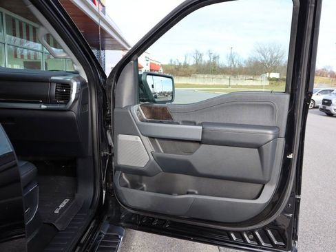 Used 2021 Ford F150 Lariat w/ Equipment Group 502A High image 23