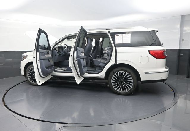 Used 2020 Lincoln Navigator Black Label AWD/4WD image 39