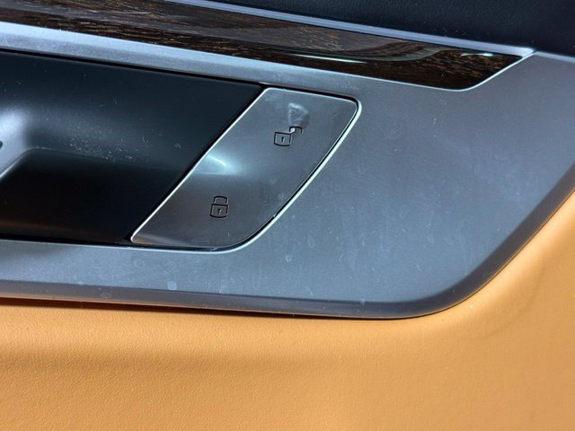Used 2022 BMW 740i w/ M Sport Package RWD image 22