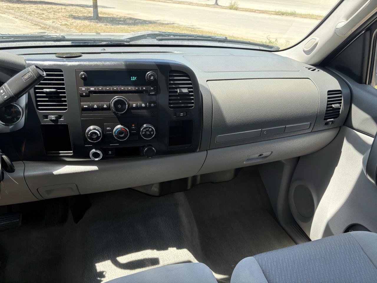 Used 2009 GMC Sierra 1500 SLE w/ Power Pack Plus RWD image 41