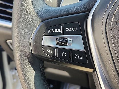 Used 2022 BMW X5 xDrive40i w/ Parking Assistance Package image 23