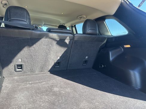 Used 2020 Jeep Cherokee Latitude Plus image 20