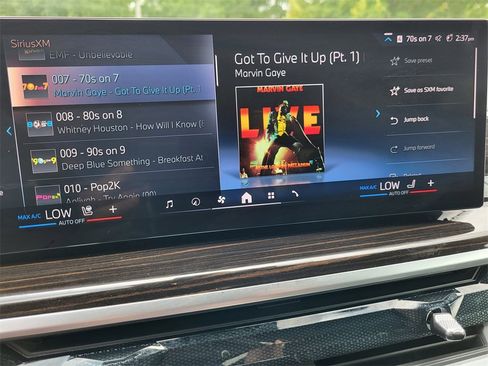 Used 2025 BMW X6 xDrive40i image 26