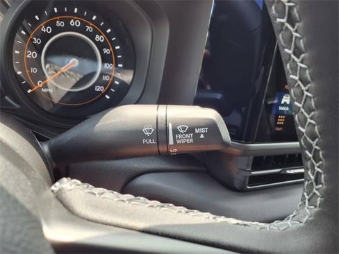 New 2025 Jeep Gladiator Sport image 25