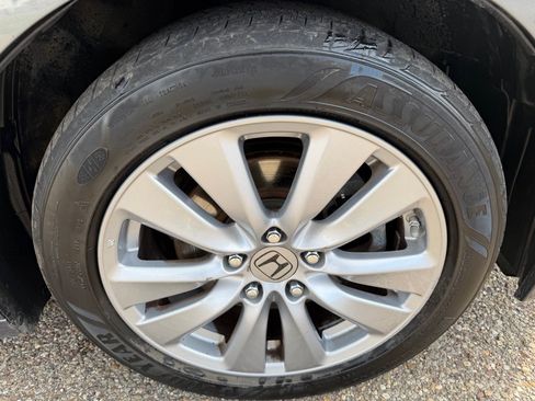 Used 2012 Honda Accord EX image 18
