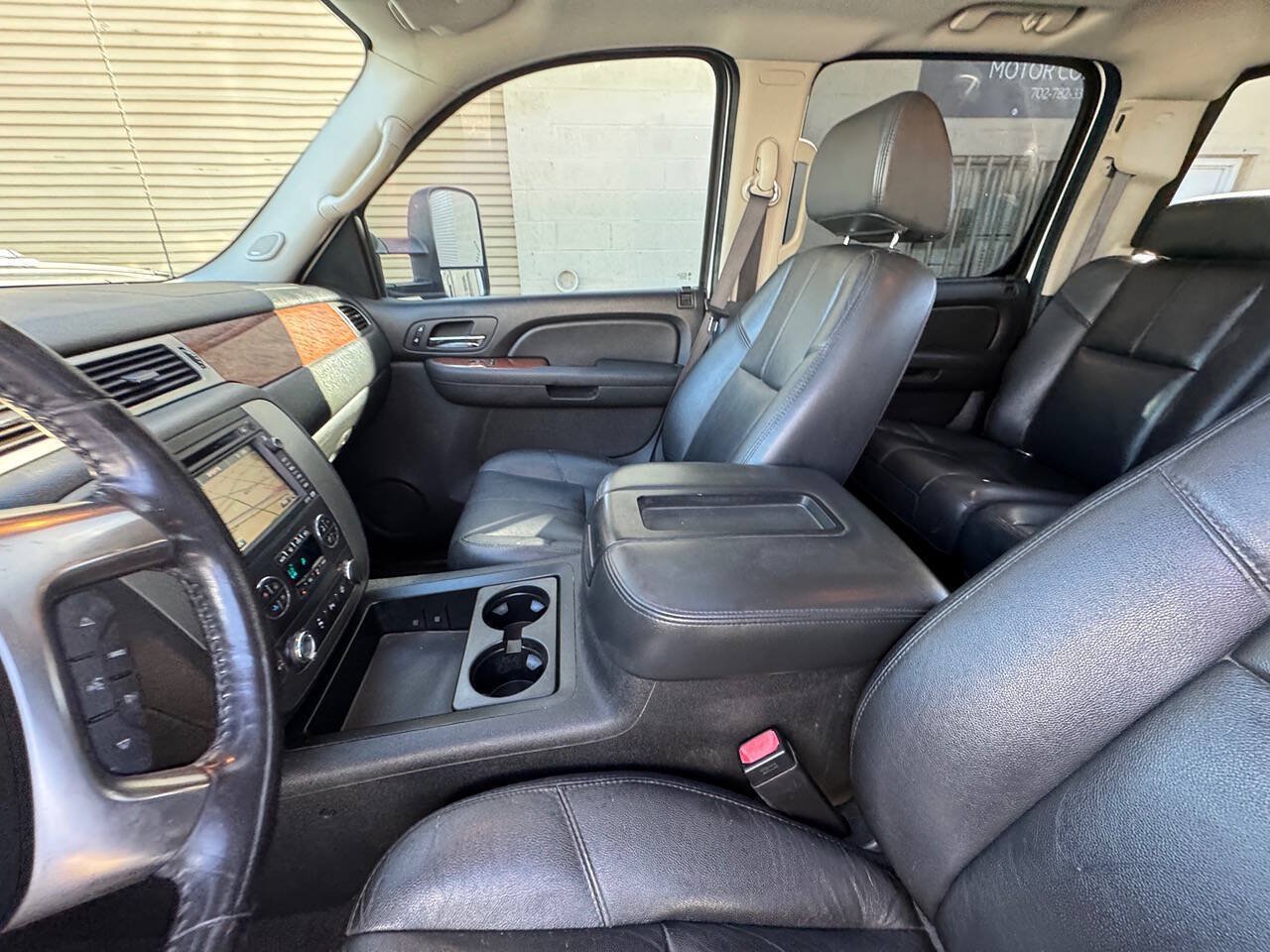 Used 2007 GMC Sierra 3500 SLT w/ Entertainment Package AWD/4WD image 31
