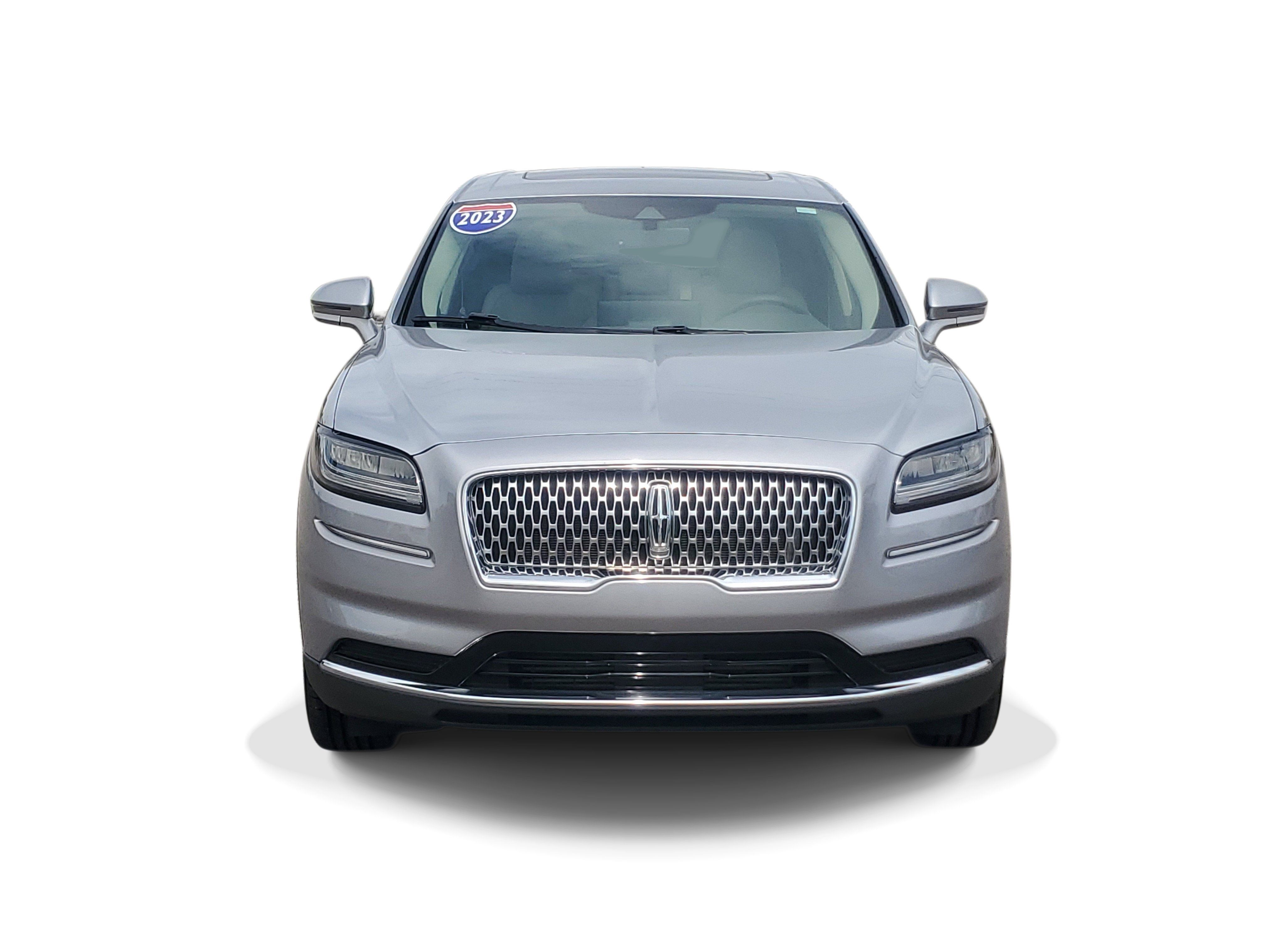 Used 2023 Lincoln Nautilus Reserve w/ Luxury Package AWD/4WD image 2