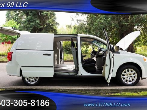 Used 2014 RAM C/V Tradesman w/ UConnect Hands-Free Group FWD image 33