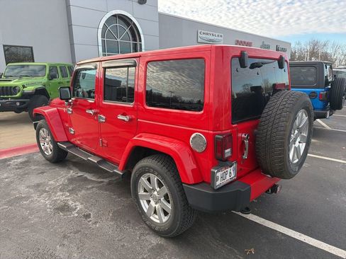 Used 2017 Jeep Wrangler Unlimited Sahara w/ Dual Top Group image 11