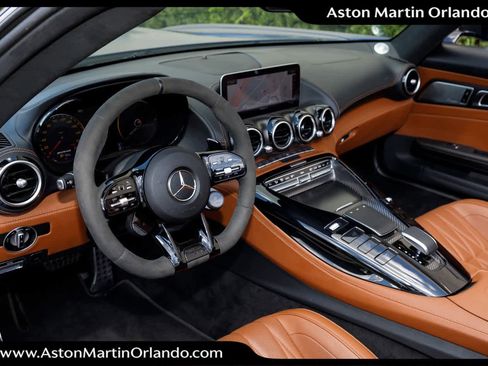 Used 2020 Mercedes-Benz AMG GT R image 51