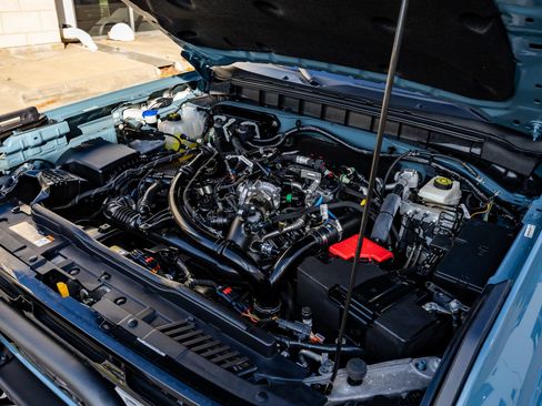 Used 2022 Ford Bronco Outer Banks AWD/4WD image 34