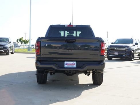 New 2026 RAM 1500 Laramie AWD/4WD image 8