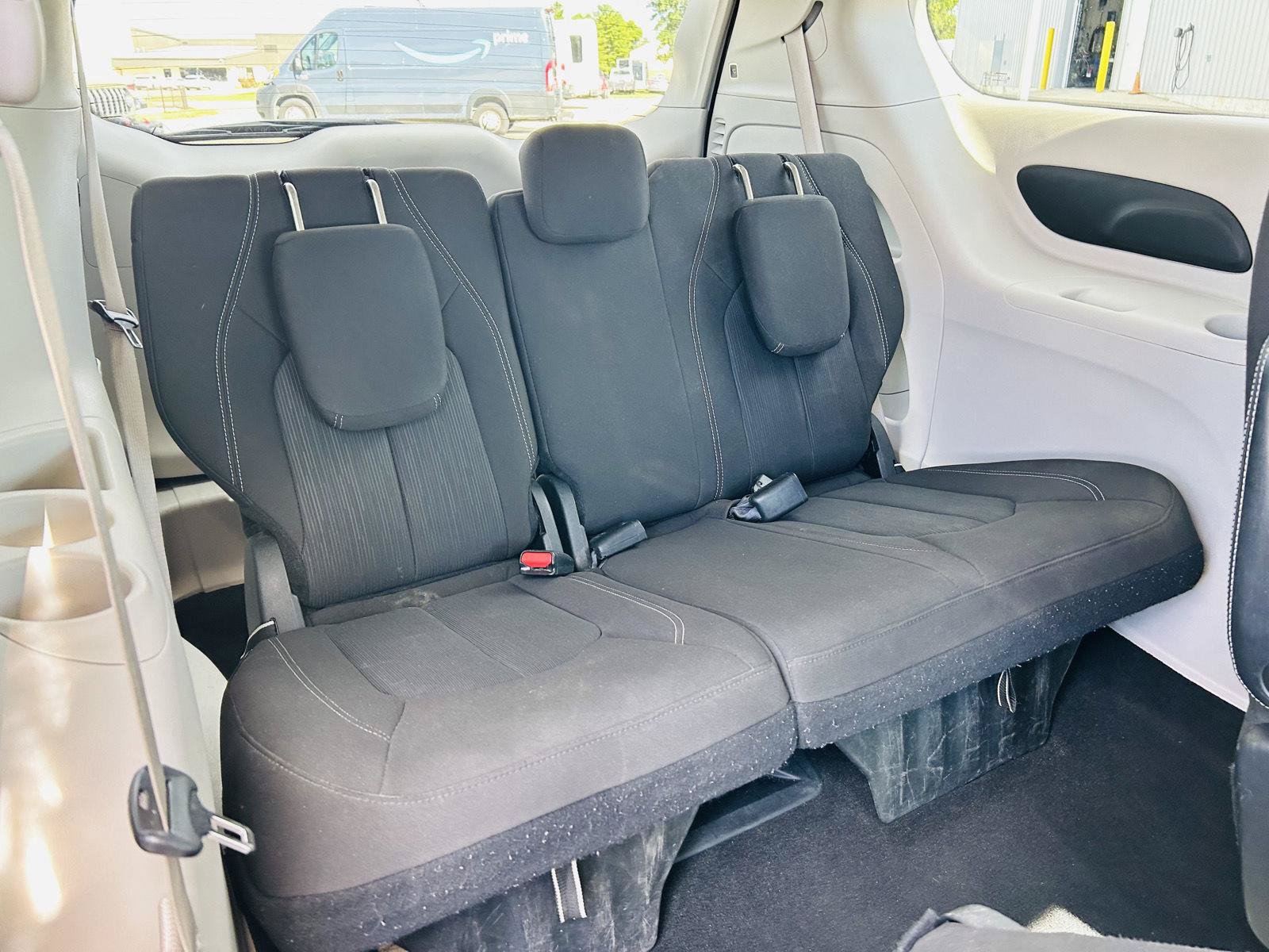 Used 2023 Chrysler Voyager LX FWD image 28