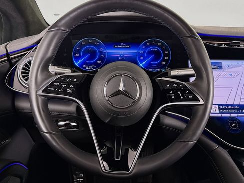 Certified 2023 Mercedes-Benz EQS 580 4MATIC Sedan image 18