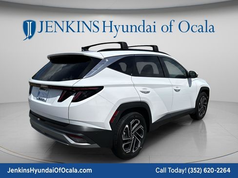 New 2026 Hyundai Tucson Limited FWD image 3