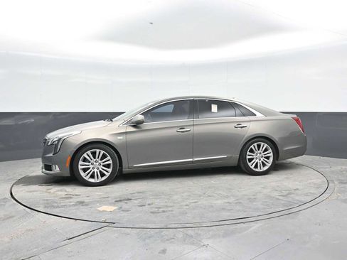 Used 2019 Cadillac XTS Luxury FWD image 4