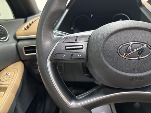 Used 2020 Hyundai Sonata SEL w/ Premium + Sunroof Package FWD image 17