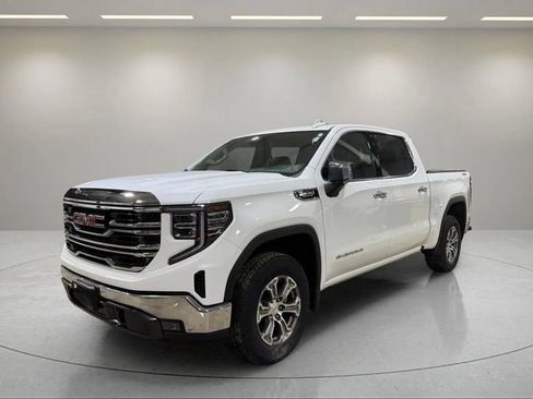 Used 2022 GMC Sierra 1500 SLT w/ SLT Convenience Package AWD/4WD image 17