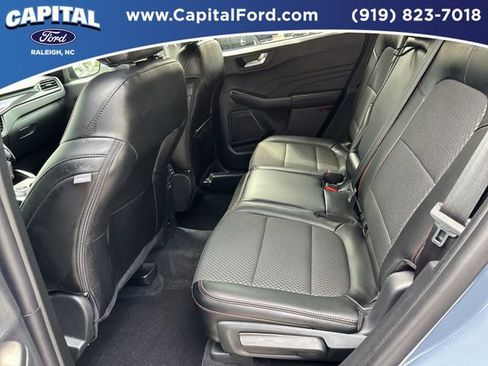 Certified 2024 Ford Escape ST-Line w/ Tech Pack #1 AWD/4WD image 18