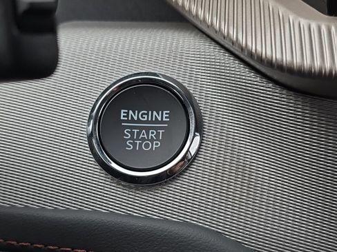 New 2026 Ford Explorer Active w/ Active Comfort Package image 5