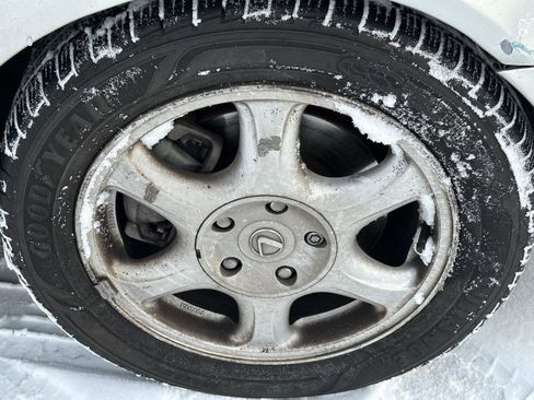 Used 2001 Lexus IS 300 image 10