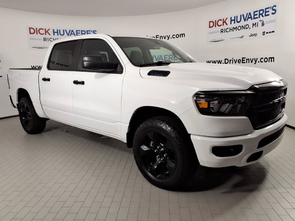 Used 2024 RAM 1500 Tradesman w/ Night Edition AWD/4WD image 3