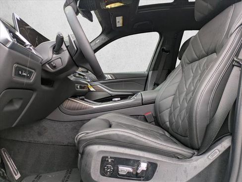 New 2026 BMW X7 xDrive40i w/ Executive Package image 4