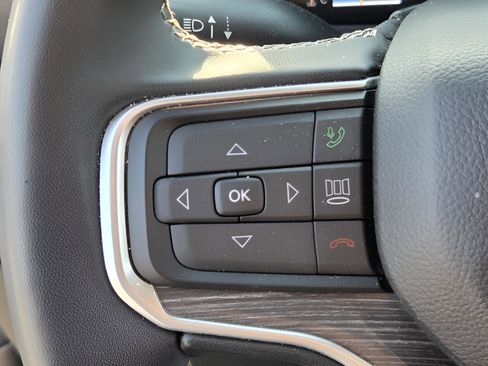 Used 2024 Jeep Wagoneer Series III image 24