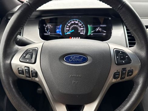 Used 2017 Ford Taurus SEL w/ Equipment Group 201A image 25