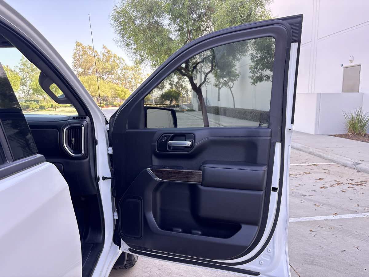 Used 2020 GMC Sierra 1500 Elevation w/ Elevation Value Package AWD/4WD image 14