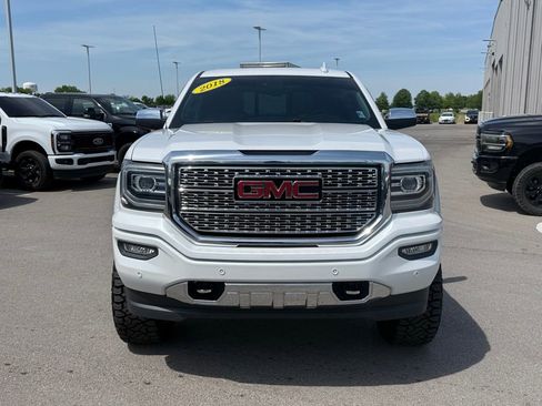 Used 2018 GMC Sierra 1500 Denali w/ Denali Ultimate Package AWD/4WD image 42