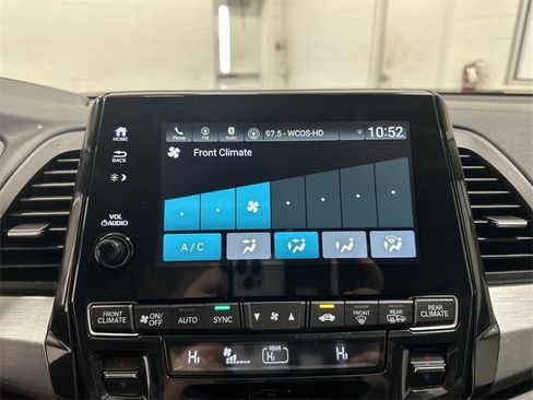 Used 2024 Honda Odyssey EX-L image 35