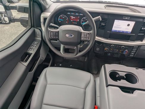 New 2026 Ford F350 XL w/ 360-Degree Camera Package image 17