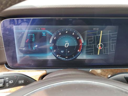 Used 2018 Mercedes-Benz E 400 4MATIC Wagon image 45