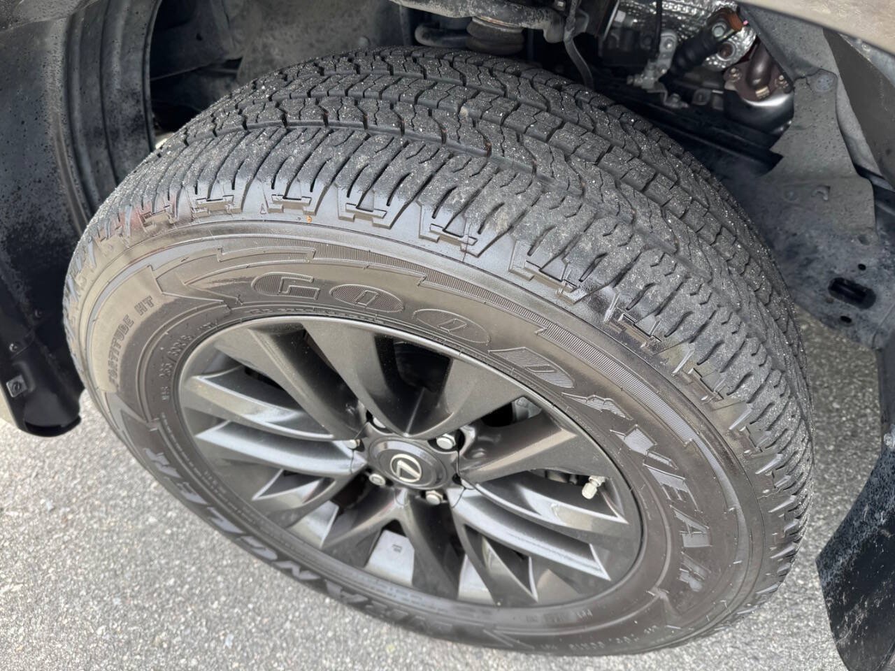 Used 2020 Lexus GX 460 Premium w/ Premium Package AWD/4WD image 16