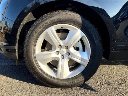 New 2025 Land Rover Range Rover Velar S image 13