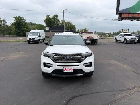 Used 2022 Ford Explorer King Ranch w/ Premium Technology Package AWD/4WD image 2