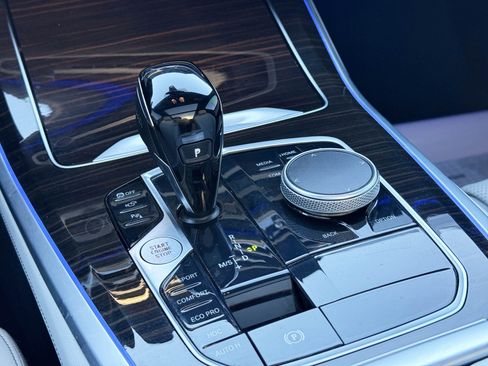 Used 2023 BMW X5 xDrive40i w/ M Sport Package image 15