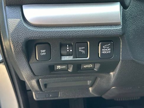 Used 2018 Subaru Forester 2.5i Premium AWD/4WD image 14