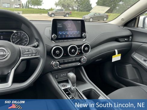 New 2025 Nissan Sentra SV w/ Trunk Package image 7