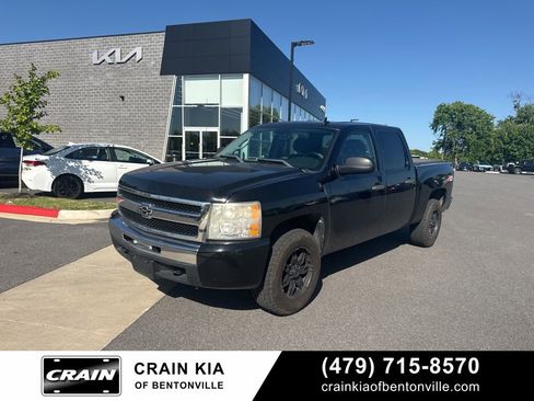 Used 2009 Chevrolet Silverado 1500 LT w/ Power Pack Plus AWD/4WD image 17
