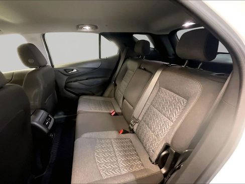 Used 2024 Chevrolet Equinox LT FWD image 23