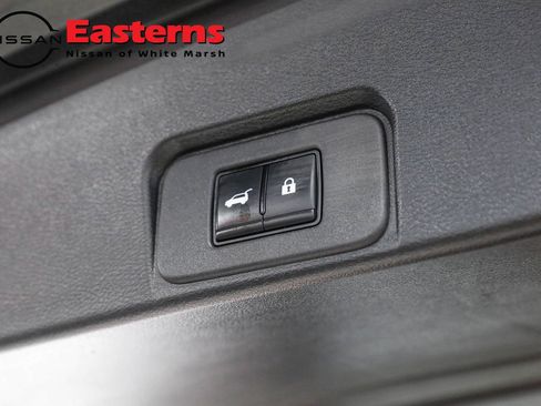 Used 2023 Nissan Rogue Platinum image 30