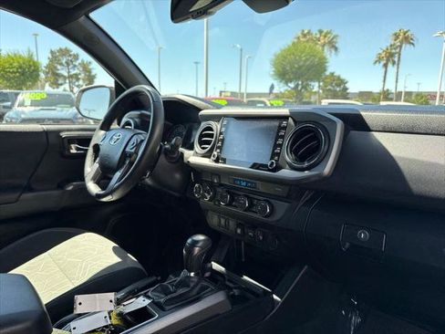 Certified 2022 Toyota Tacoma TRD Sport w/ Black Out Package (TMS) AWD/4WD image 22