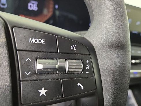 Certified 2025 Kia K4 LXS image 25