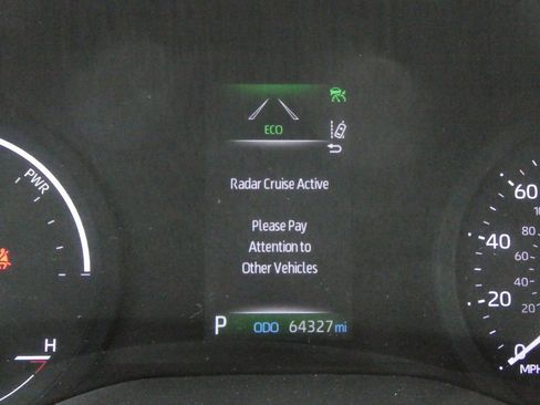 Used 2023 Toyota Sienna XLE image 42