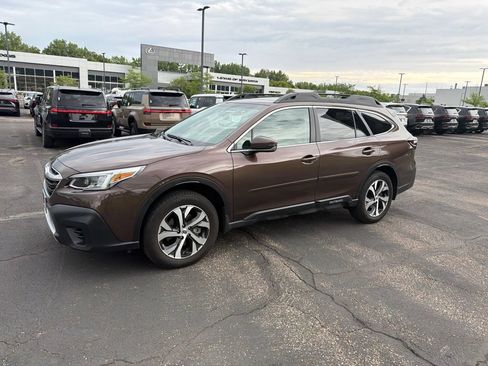 Used 2021 Subaru Outback Limited w/ Popular Package #2 AWD/4WD image 1