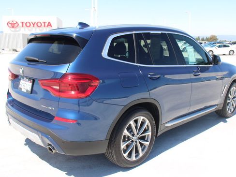 Used 2019 BMW X3 sDrive30i w/ Convenience Package RWD image 3